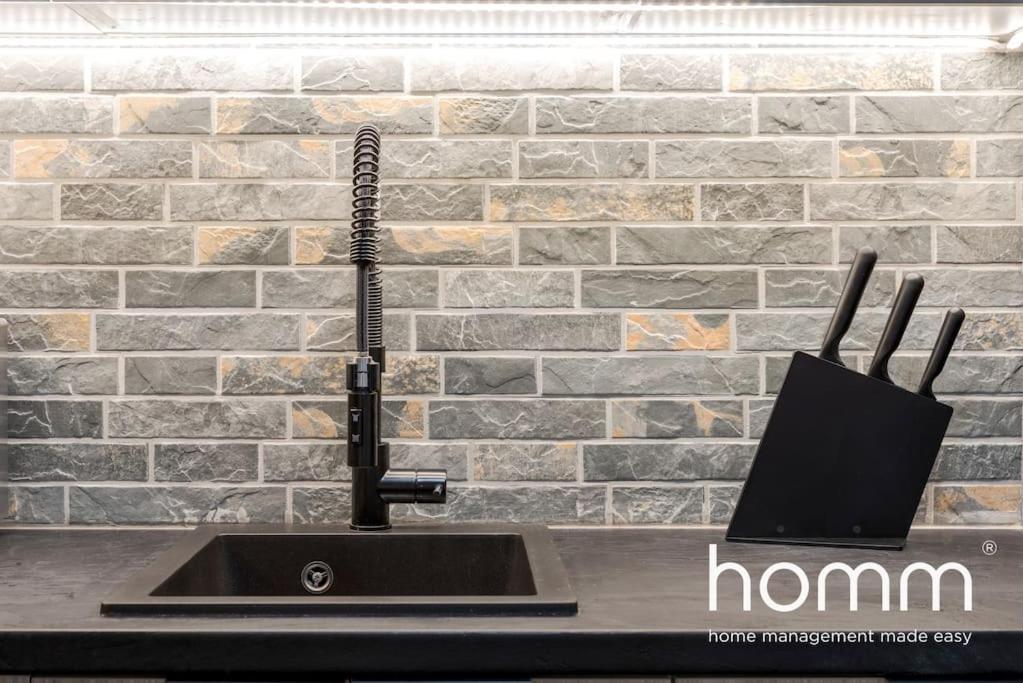 Cute Homm 2Bdr Apartment In P Faliro Thiseos Str Athens Luaran gambar